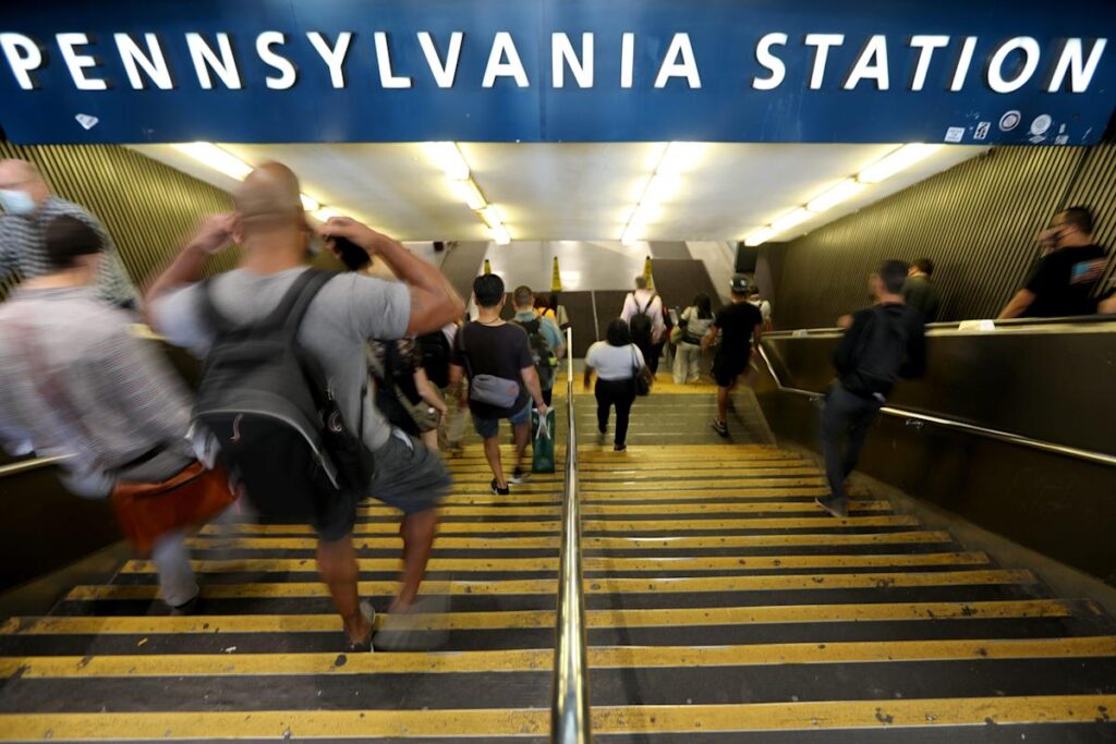 Report raises questions about Penn Station renovation plan. Here are the main concerns